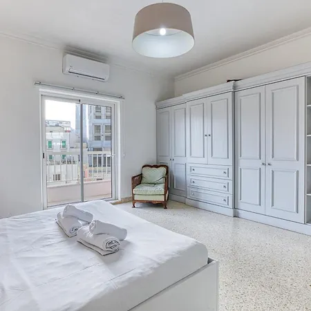 Rokna Seaview Apartment *