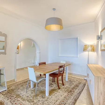 Rokna Seaview Apartment *